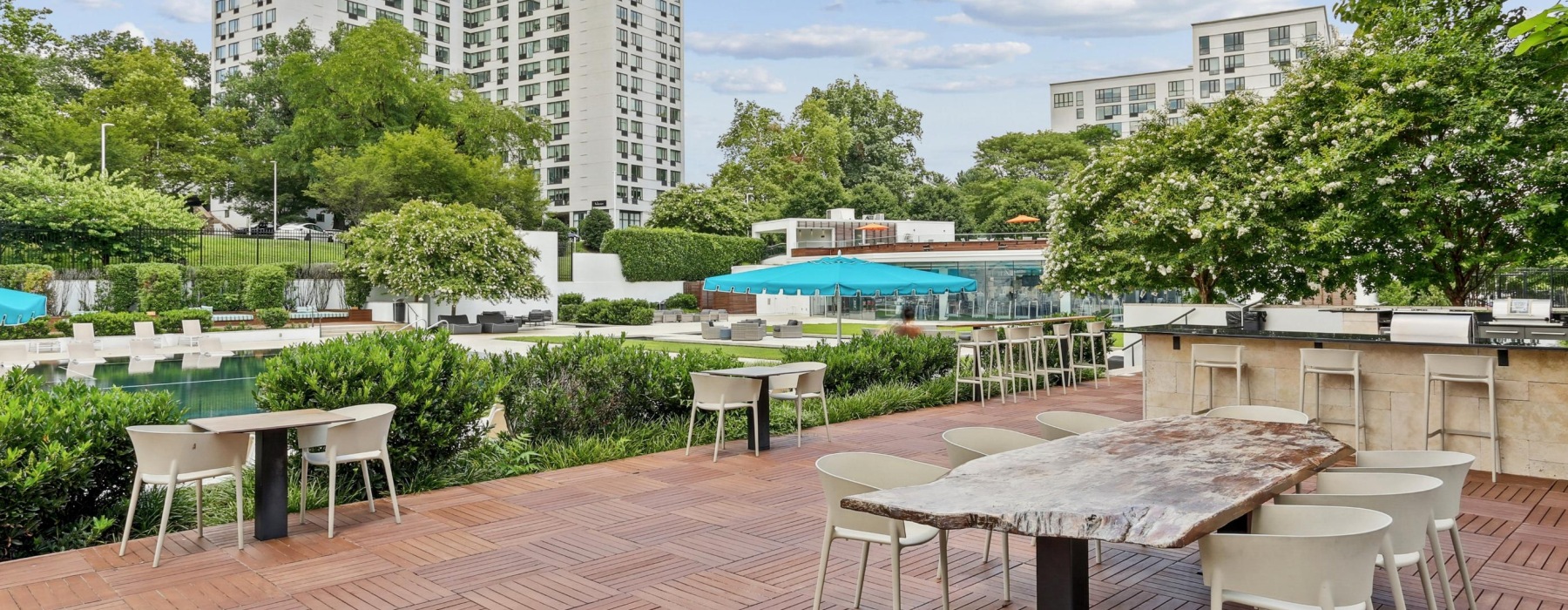 outdoor grills and dining