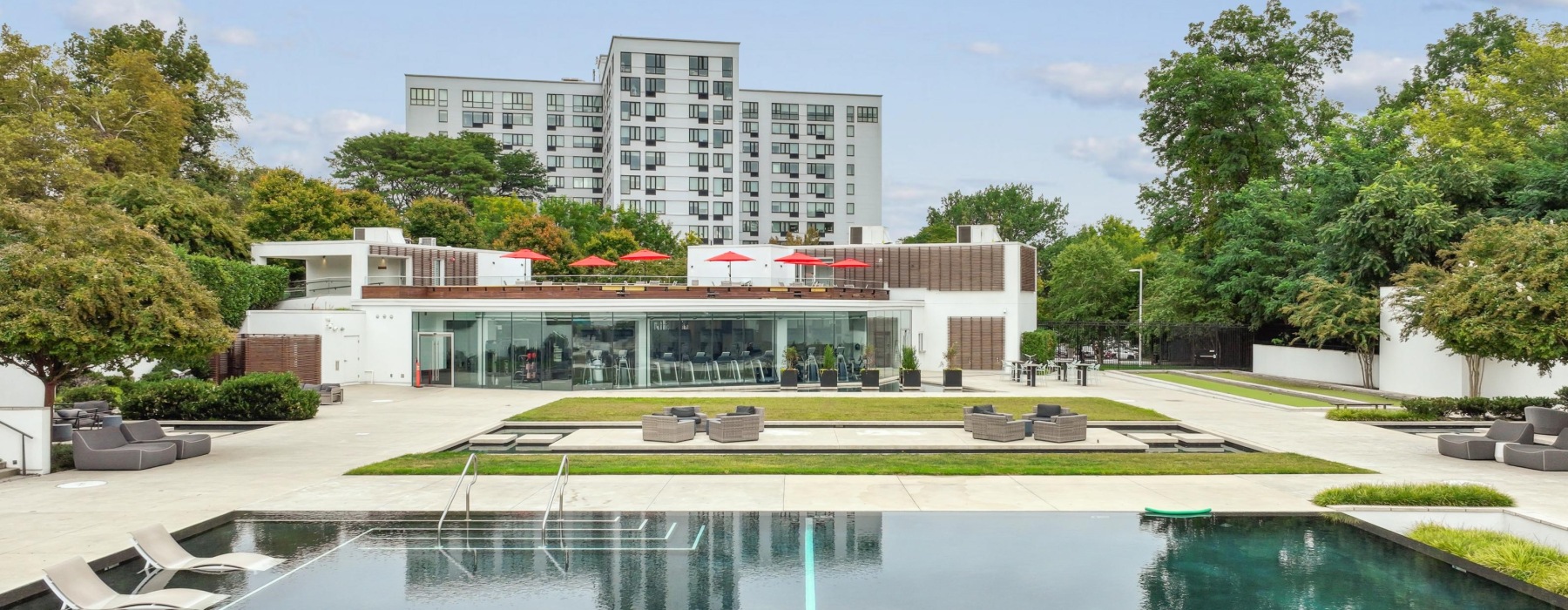 Presidential City Sora Pool